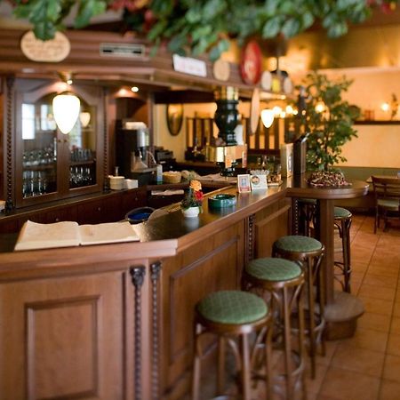 Hotel Xenia Sellin  Екстериор снимка