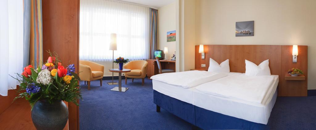 Hotel Xenia Sellin  Екстериор снимка
