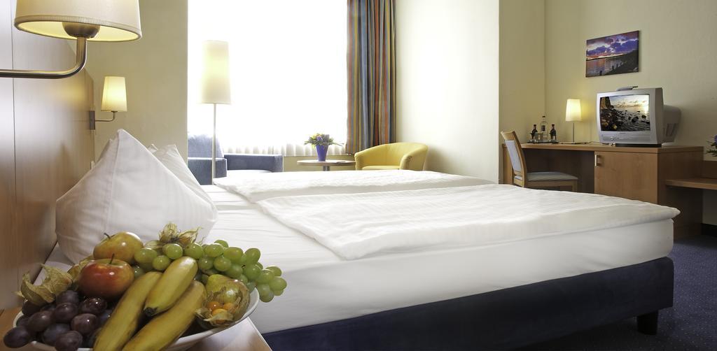Hotel Xenia Sellin  Екстериор снимка